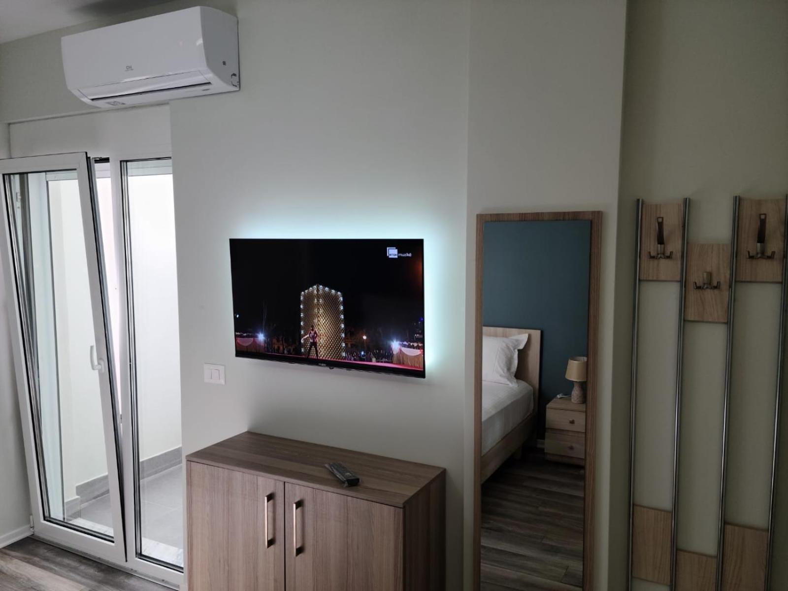 Travelers' Korca Home المظهر الخارجي الصورة