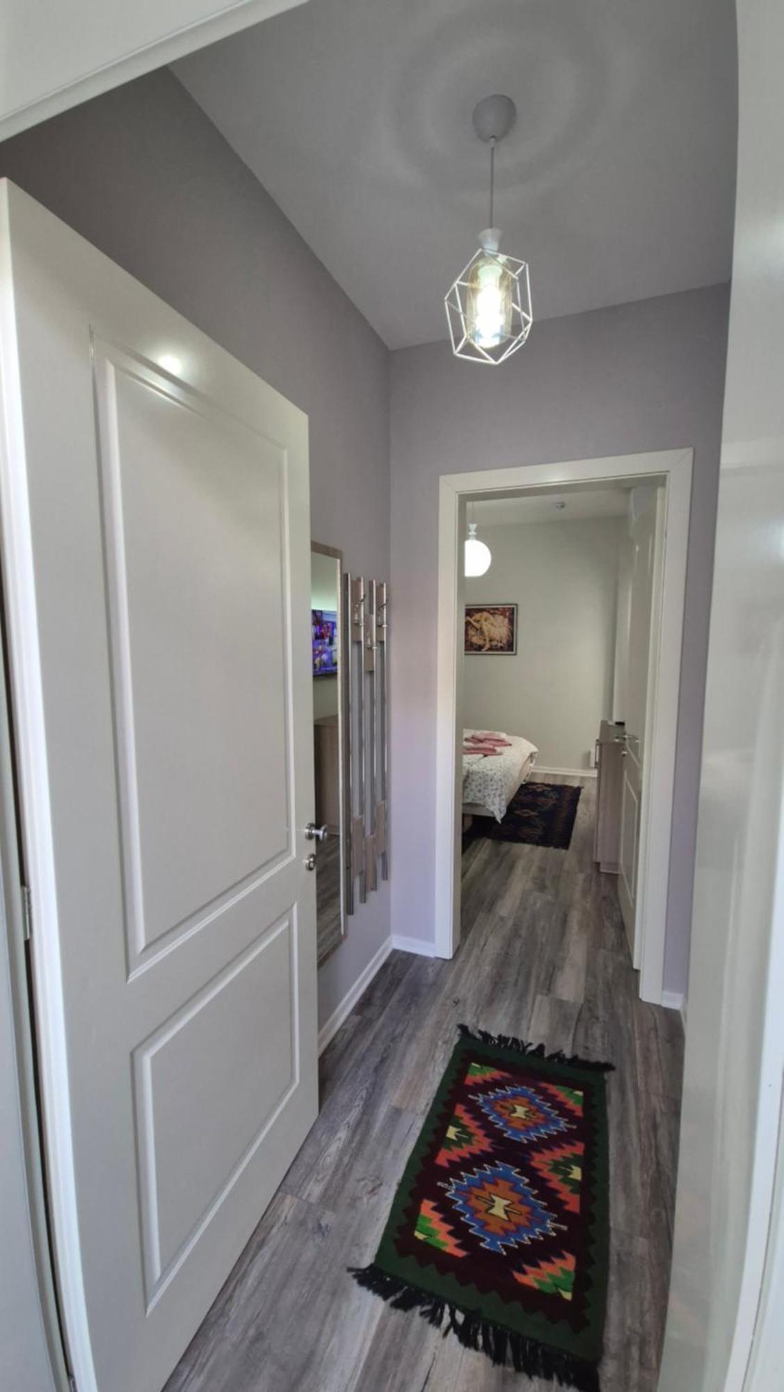 Travelers' Korca Home المظهر الخارجي الصورة