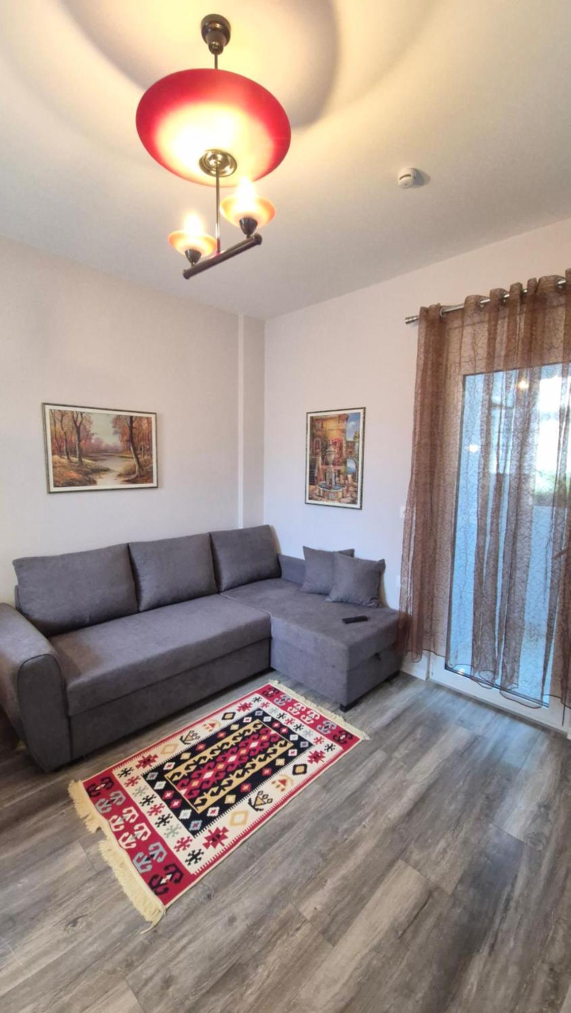 Travelers' Korca Home المظهر الخارجي الصورة